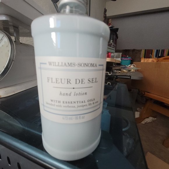 Williams Sonoma Bath & Body Williams Sonoma Fleur De Sel Hand